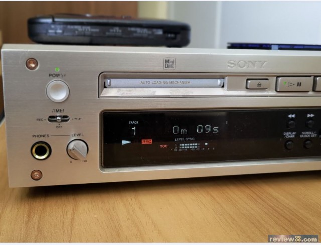 review33 - 二手市場: 出售: Sony MDS-J3000 MD Player