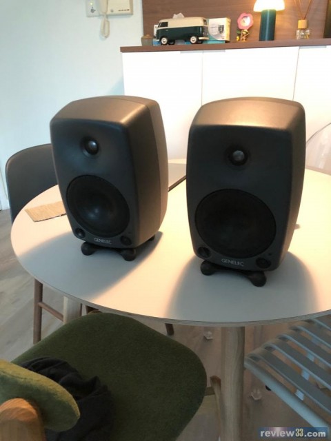 GENELEC 8030Aペア、キャリングケース